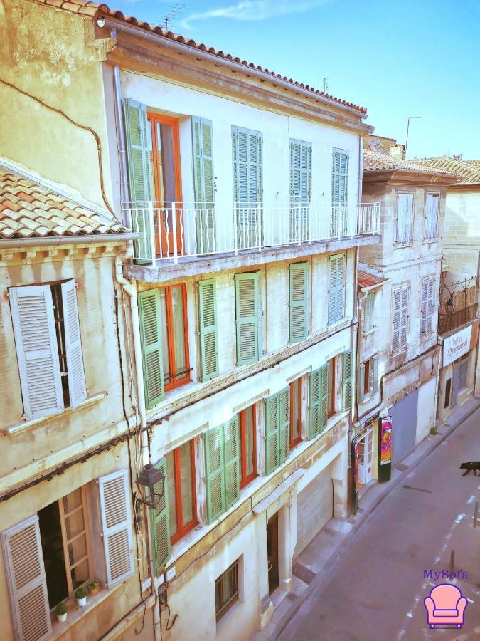 Studio Intra-Murros "Le Nid" Avignon Exteriör bild